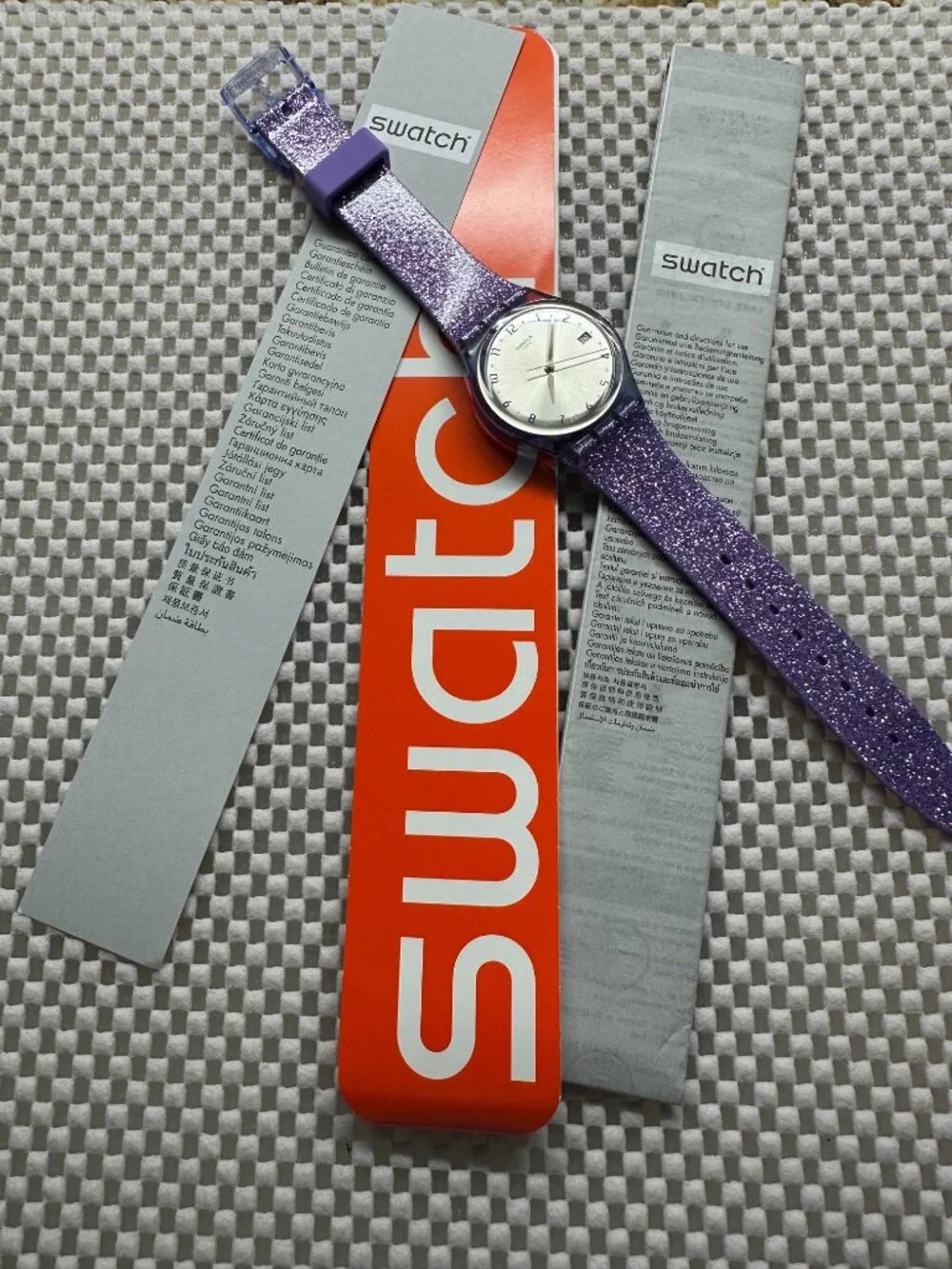 Swatch Watch Glittervibe GV400 Contemporary 2019